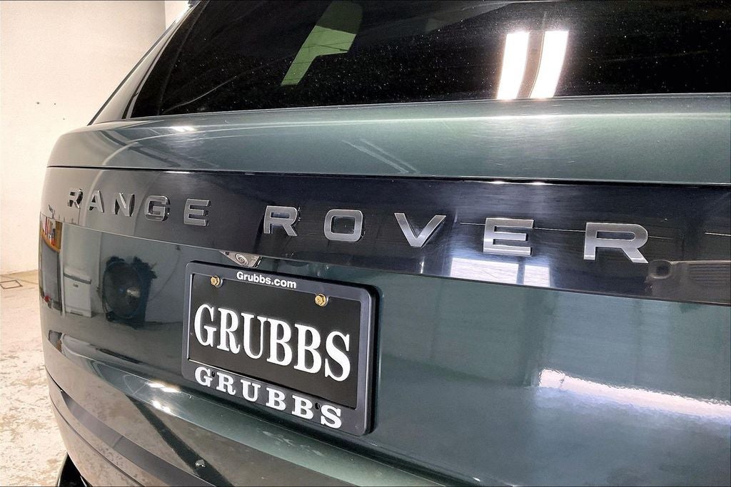 2025 Land Rover Range Rover SE