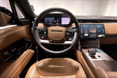 2025 Land Rover Range Rover SE