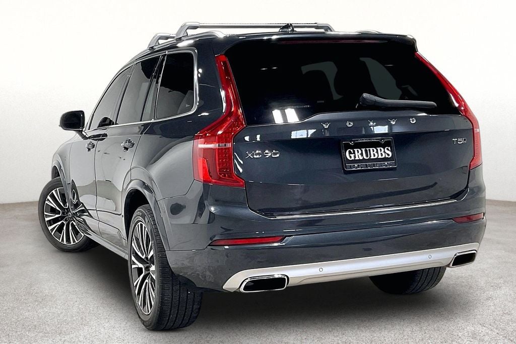 2021 Volvo XC90 T5 Momentum 7 Passenger