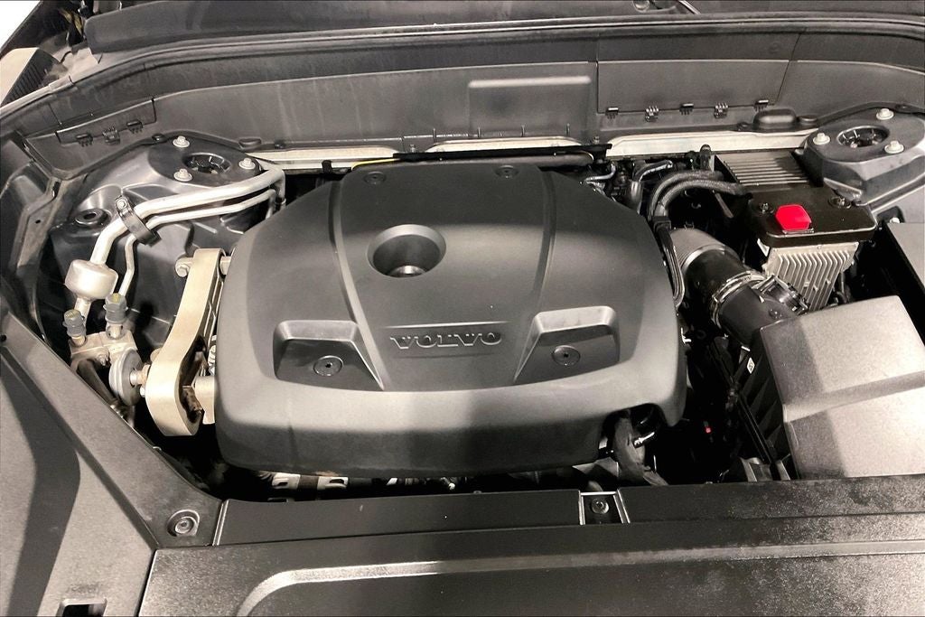 2021 Volvo XC90 T5 Momentum 7 Passenger