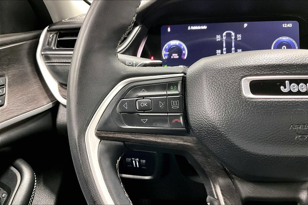 2023 Jeep Grand Cherokee L Limited 4x4