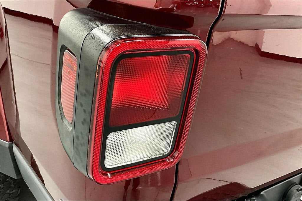 2021 Jeep Gladiator Overland 4x4