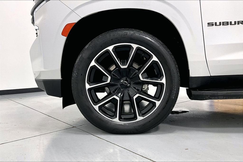 2023 Chevrolet Suburban RST