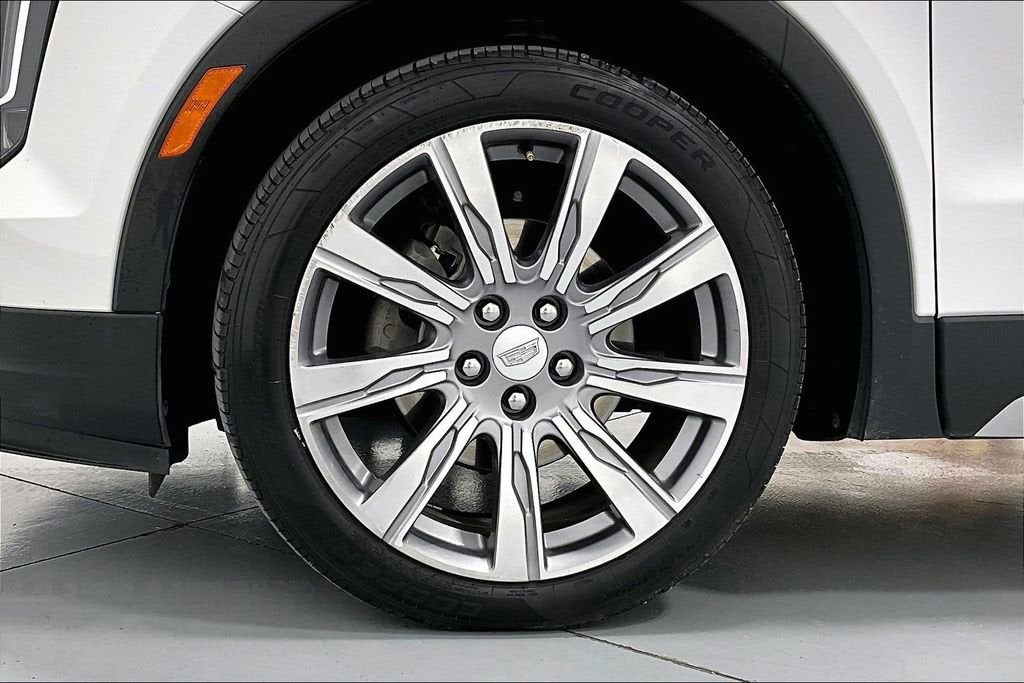 2020 Cadillac XT4 Premium Luxury