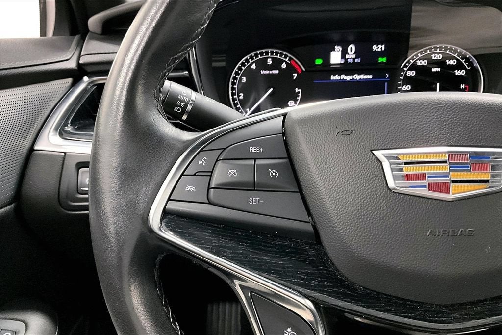 2023 Cadillac XT5 FWD Premium Luxury