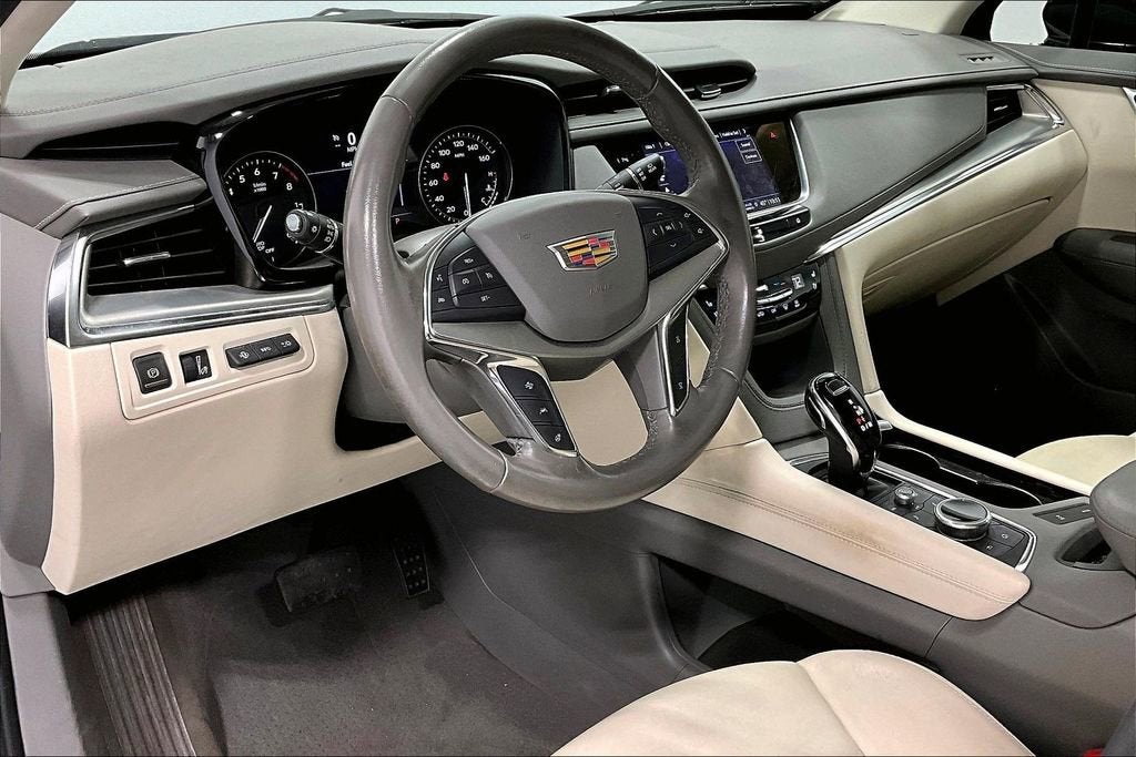 2021 Cadillac XT5 Premium Luxury