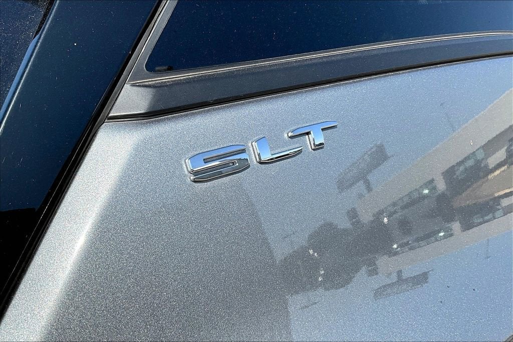 2023 GMC Terrain SLT