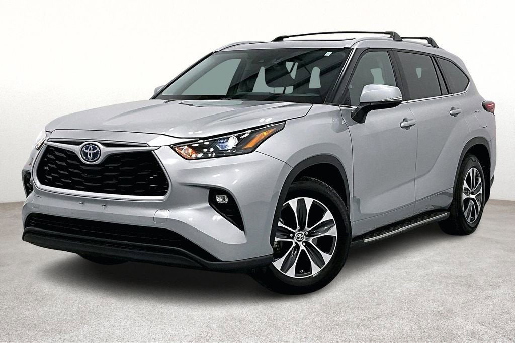 2024 Toyota Highlander Hybrid XLE