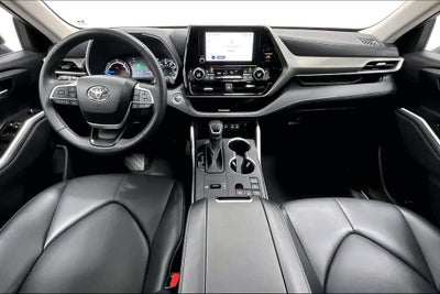 2024 Toyota Highlander Hybrid XLE