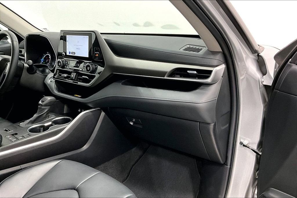 2024 Toyota Highlander Hybrid XLE