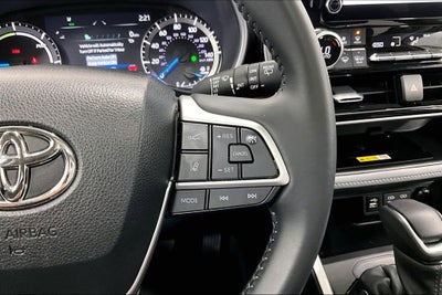 2024 Toyota Highlander Hybrid XLE