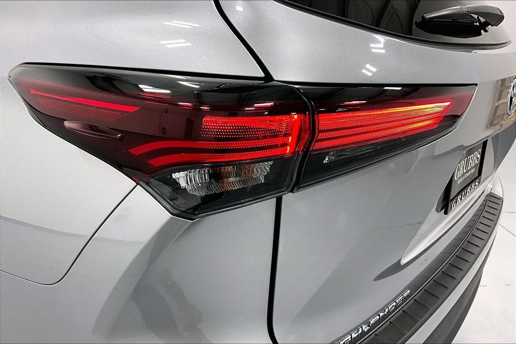 2024 Toyota Highlander Hybrid XLE