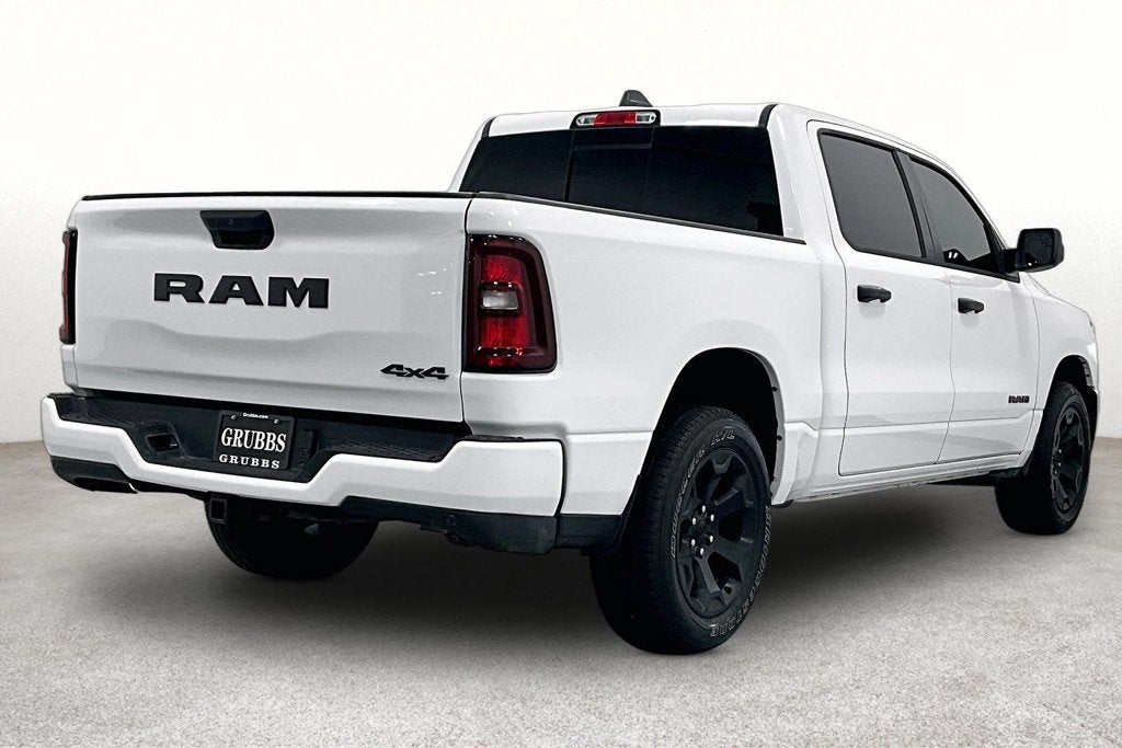 2025 RAM 1500 Tradesman Crew Cab 4x4 5'7" Box