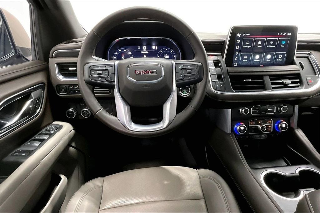 2023 GMC Yukon SLT