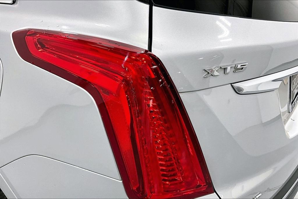 2018 Cadillac XT5 Premium Luxury AWD