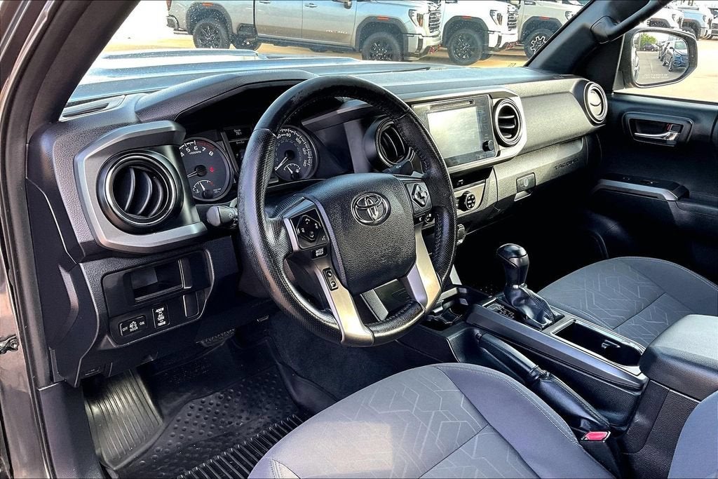 2016 Toyota Tacoma SR5