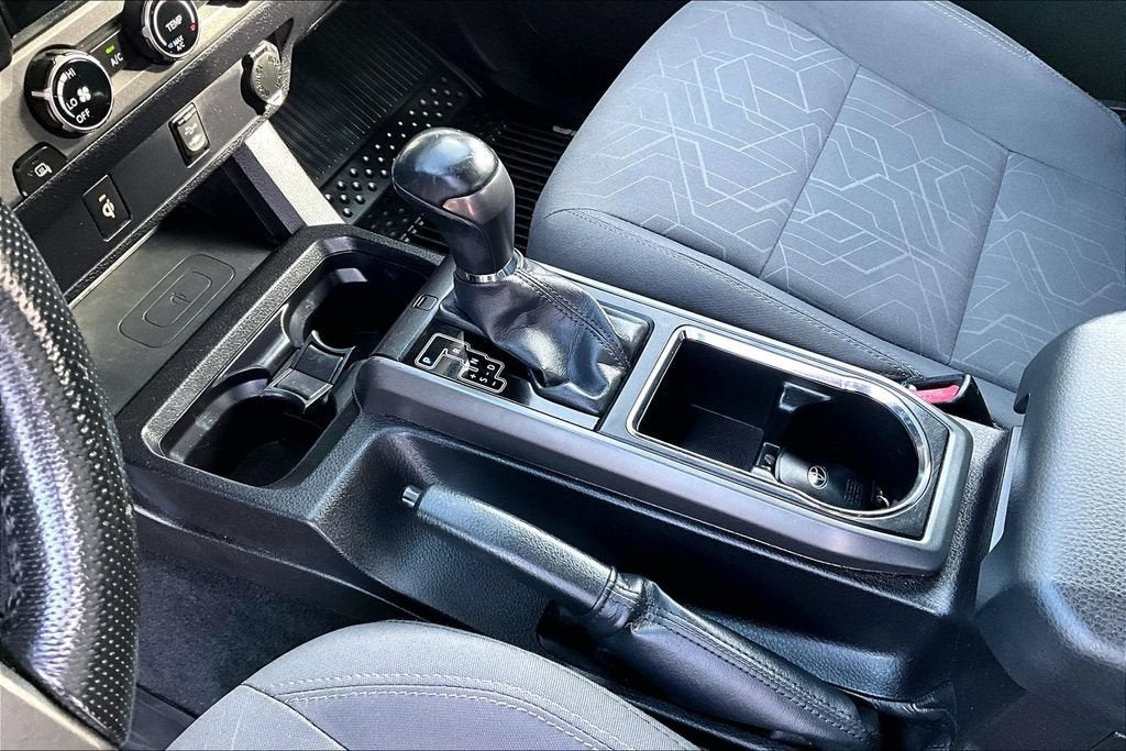 2016 Toyota Tacoma SR5