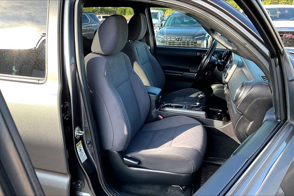 2016 Toyota Tacoma SR5