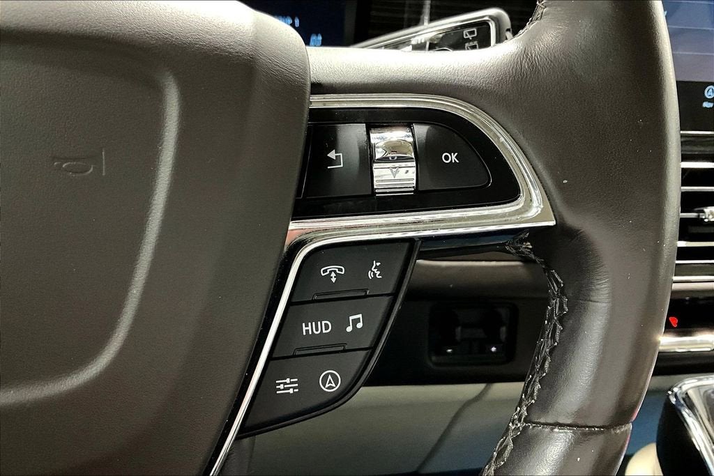 2023 Lincoln Navigator Black Label