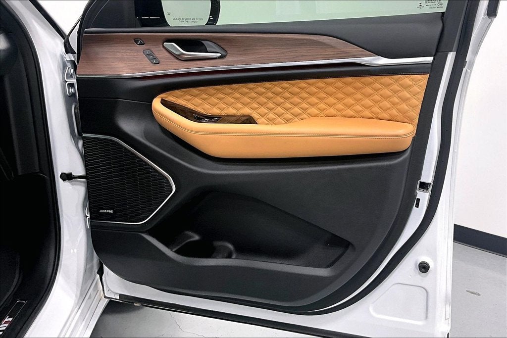 2022 Jeep Grand Cherokee Summit
