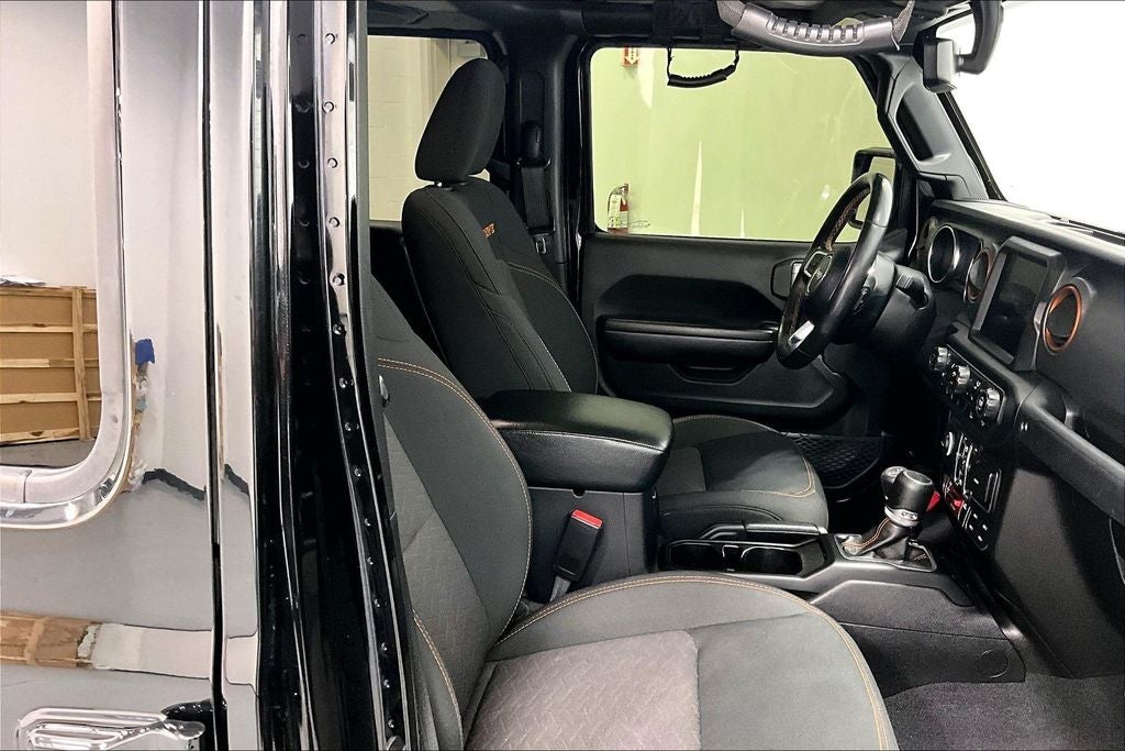 2021 Jeep Gladiator Mojave - Photo 9