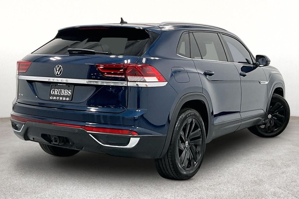 Used 2021 Volkswagen Atlas Cross Sport SE w/Tech with VIN 1V2JE2CA4MC225630 for sale in Wichita Falls, TX