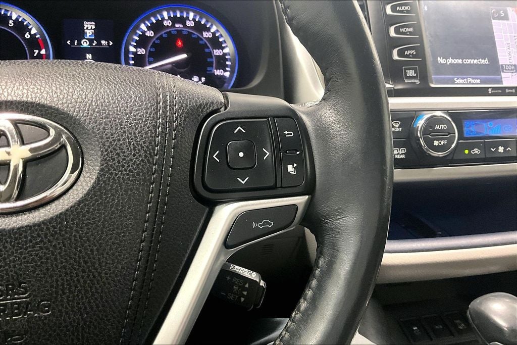 2016 Toyota Highlander Limited Platinum V6