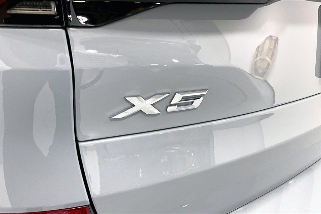 2025 BMW X5 xDrive40i