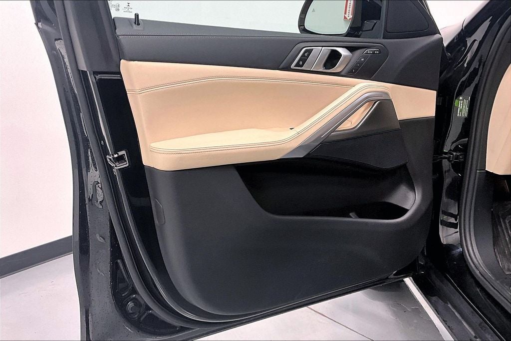 2022 BMW X6 xDrive40i