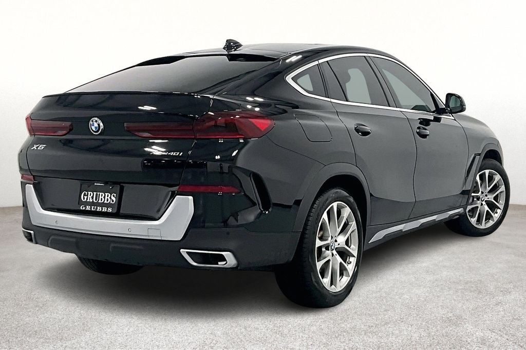 2022 BMW X6 xDrive40i