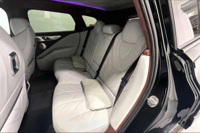 2024 BMW XM Base