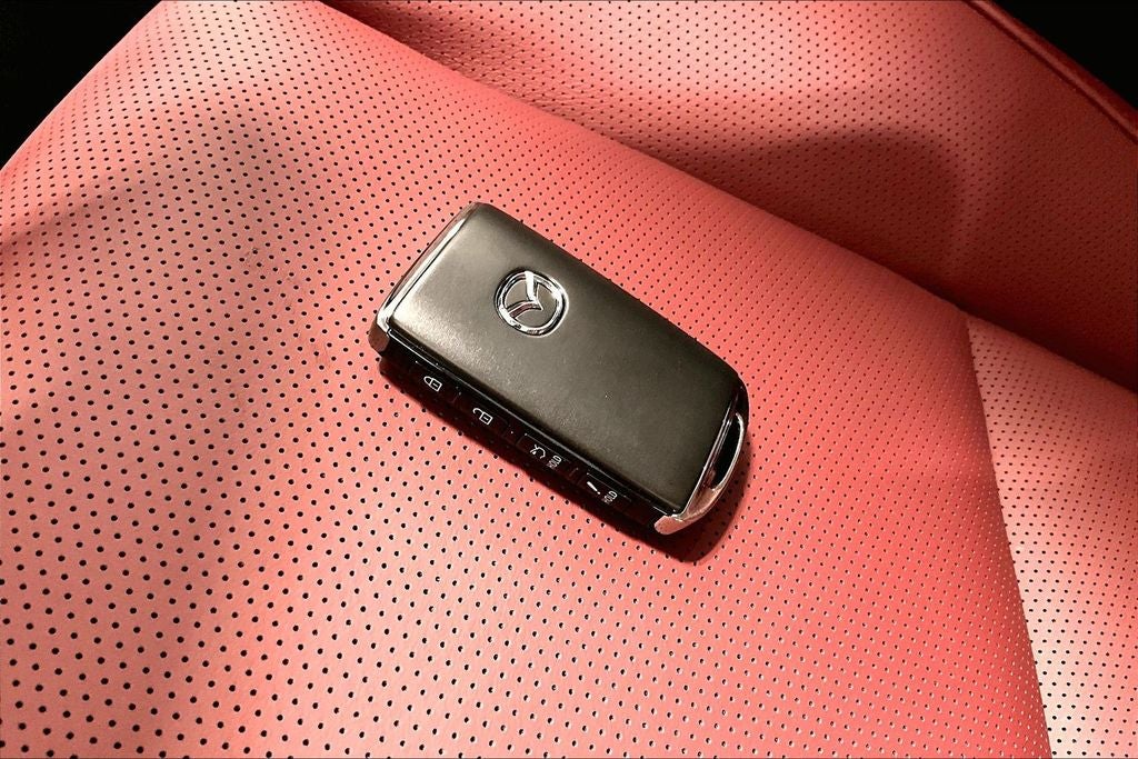 2026 Mazda Mazda3 2.5 S Carbon Edition