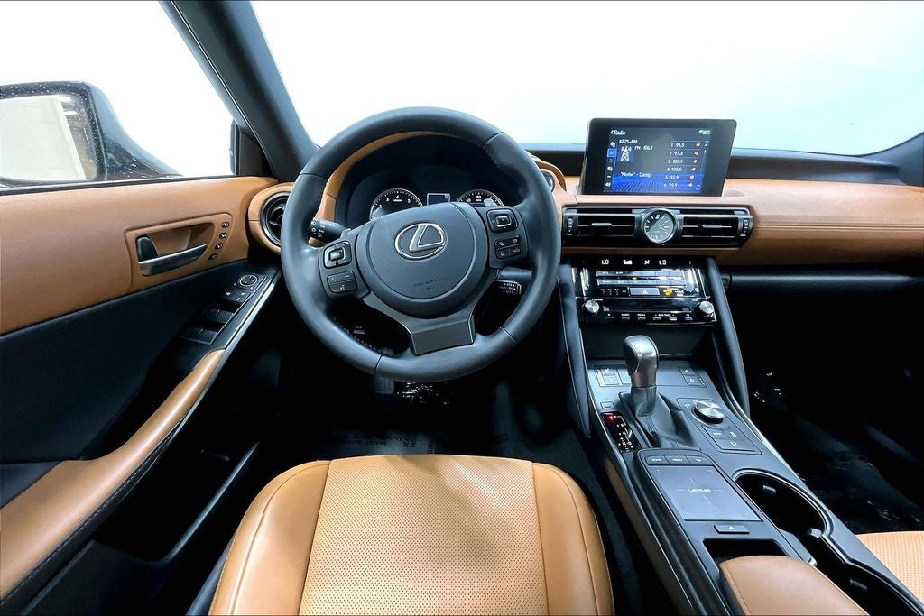 2023 Lexus IS 300