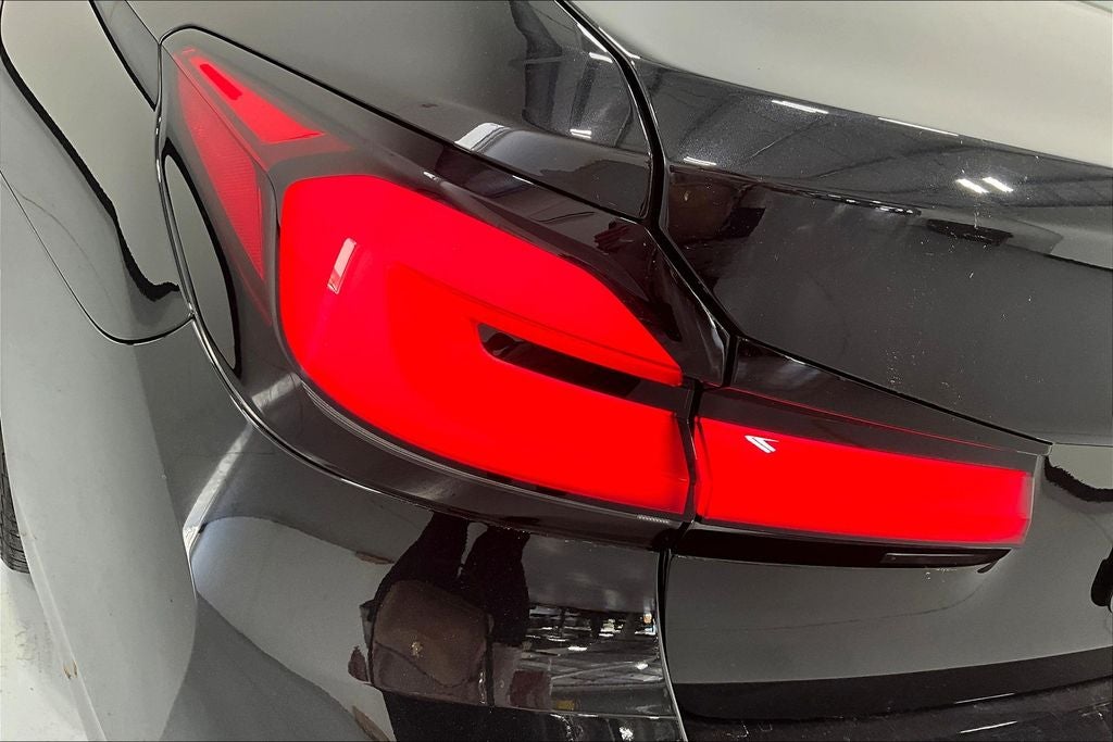 2023 BMW 5 Series 530i