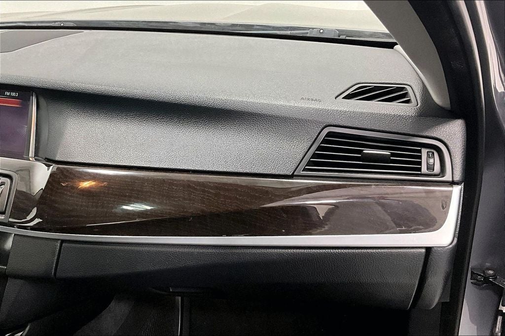 2014 BMW 5 Series 528i