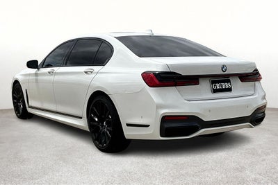 2022 BMW 7 Series 740i