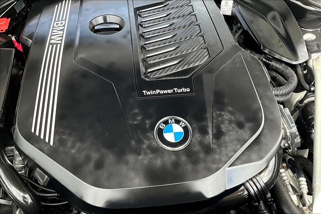 2022 BMW 7 Series 740i